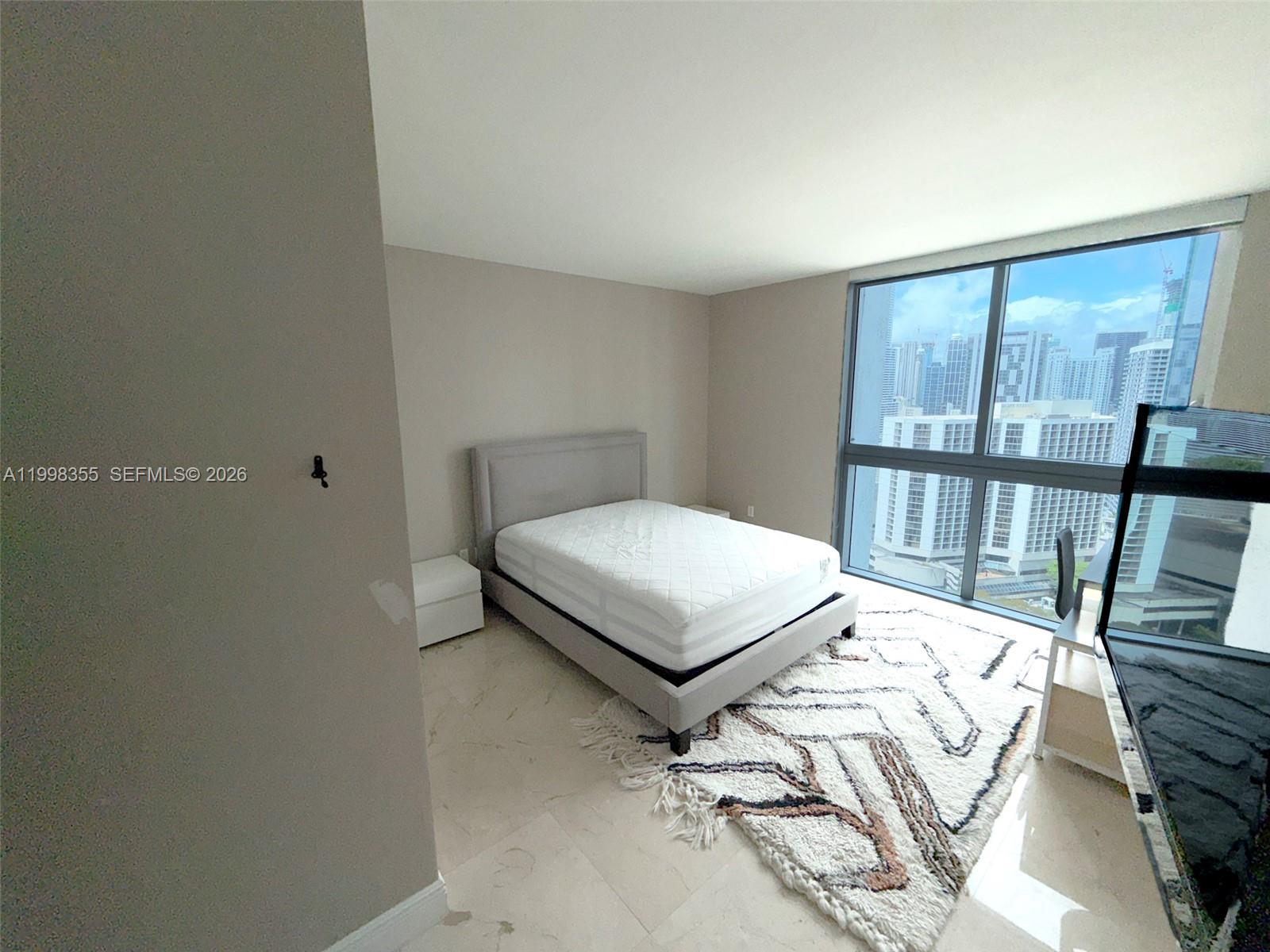 image 500 Brickell East6