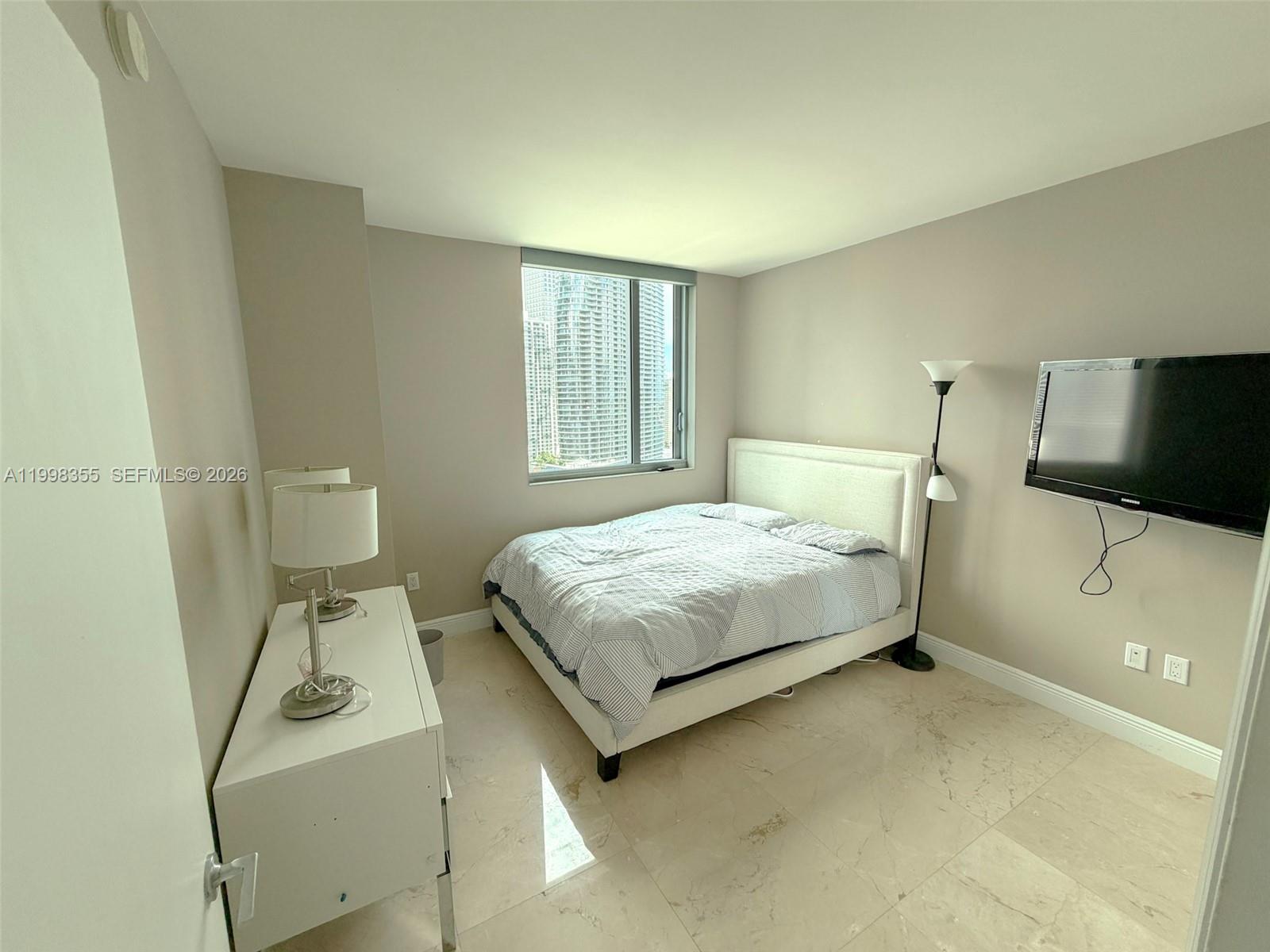 image 500 Brickell East7