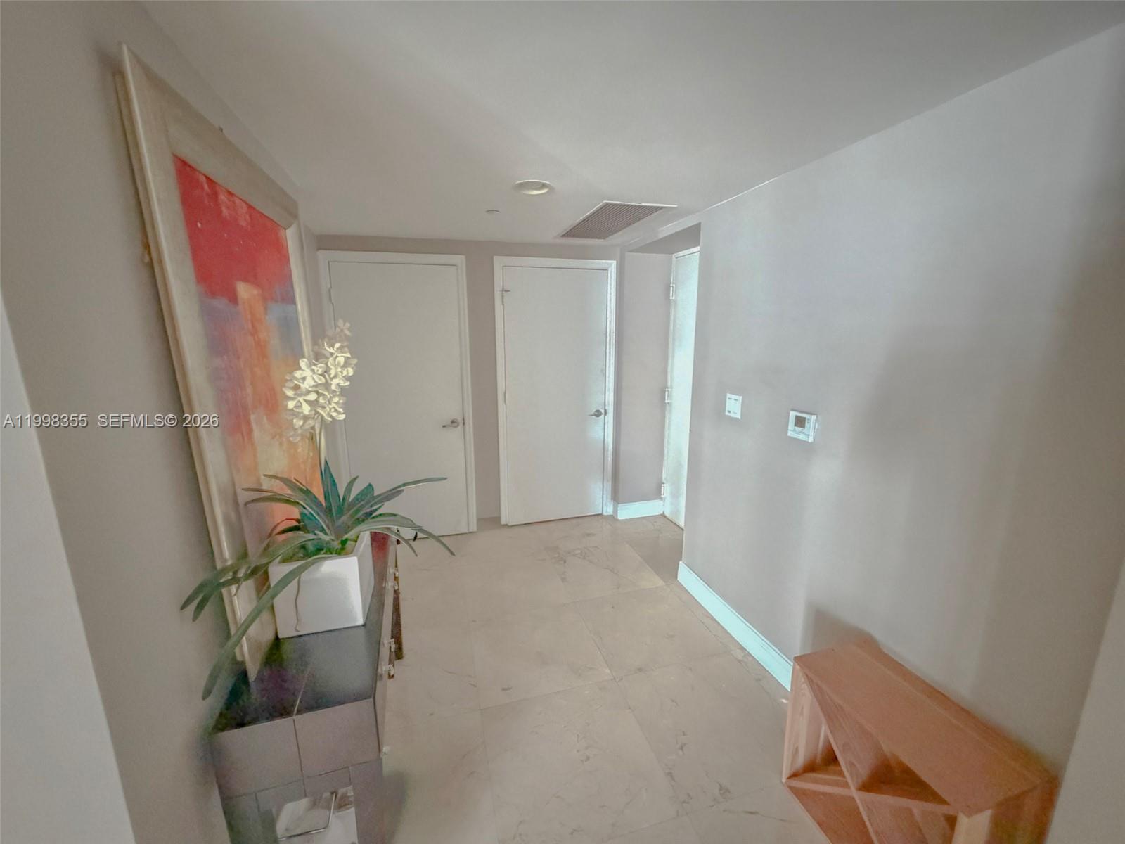 image 500 Brickell East8