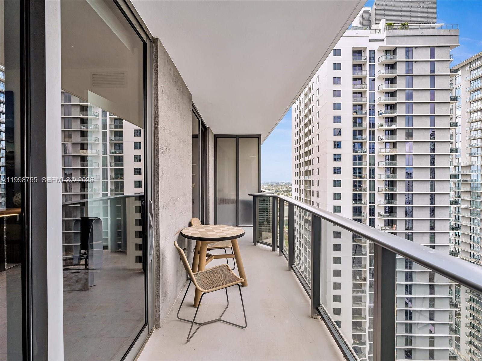 image Brickell Heights East12