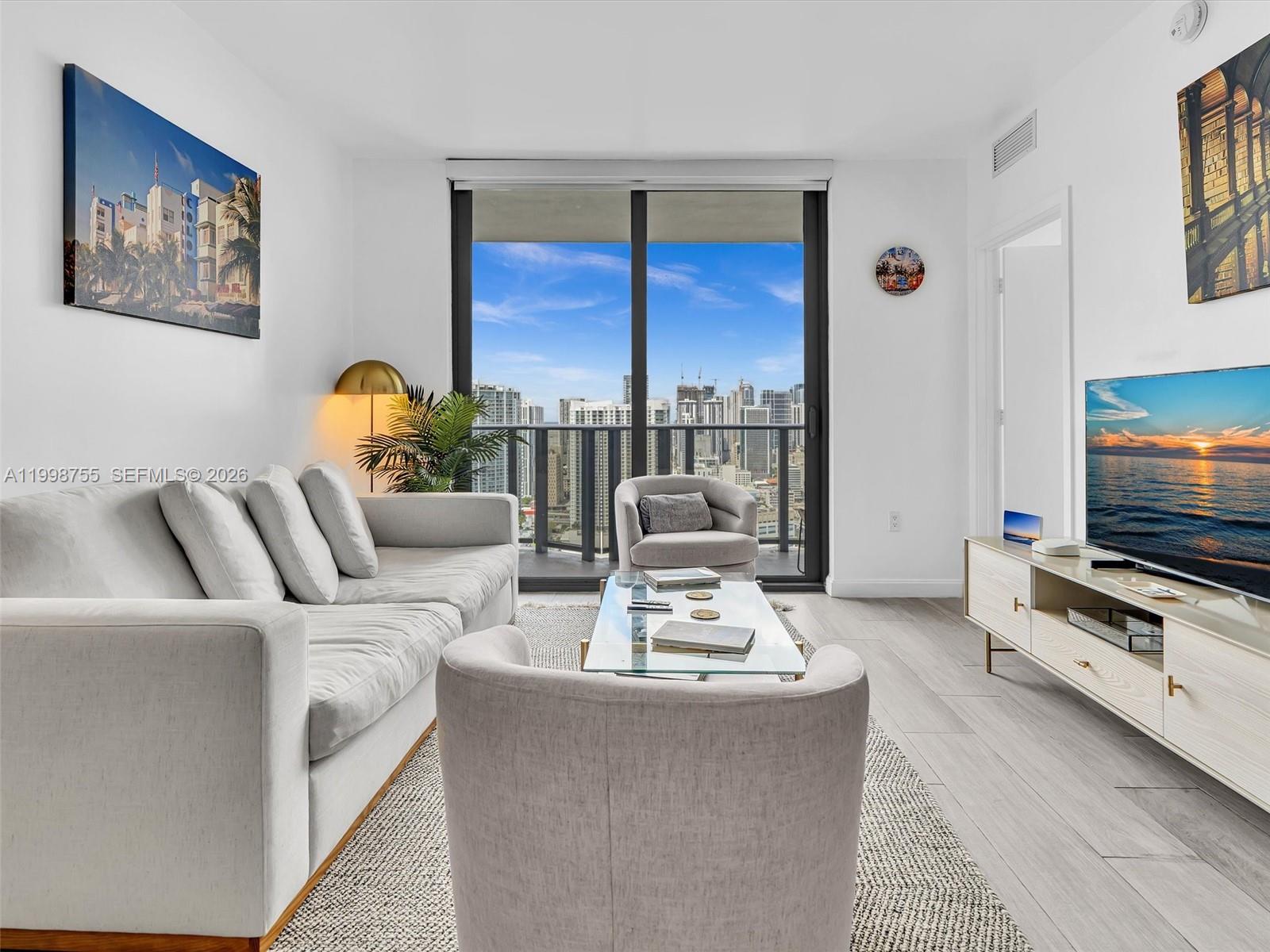 image Brickell Heights East6