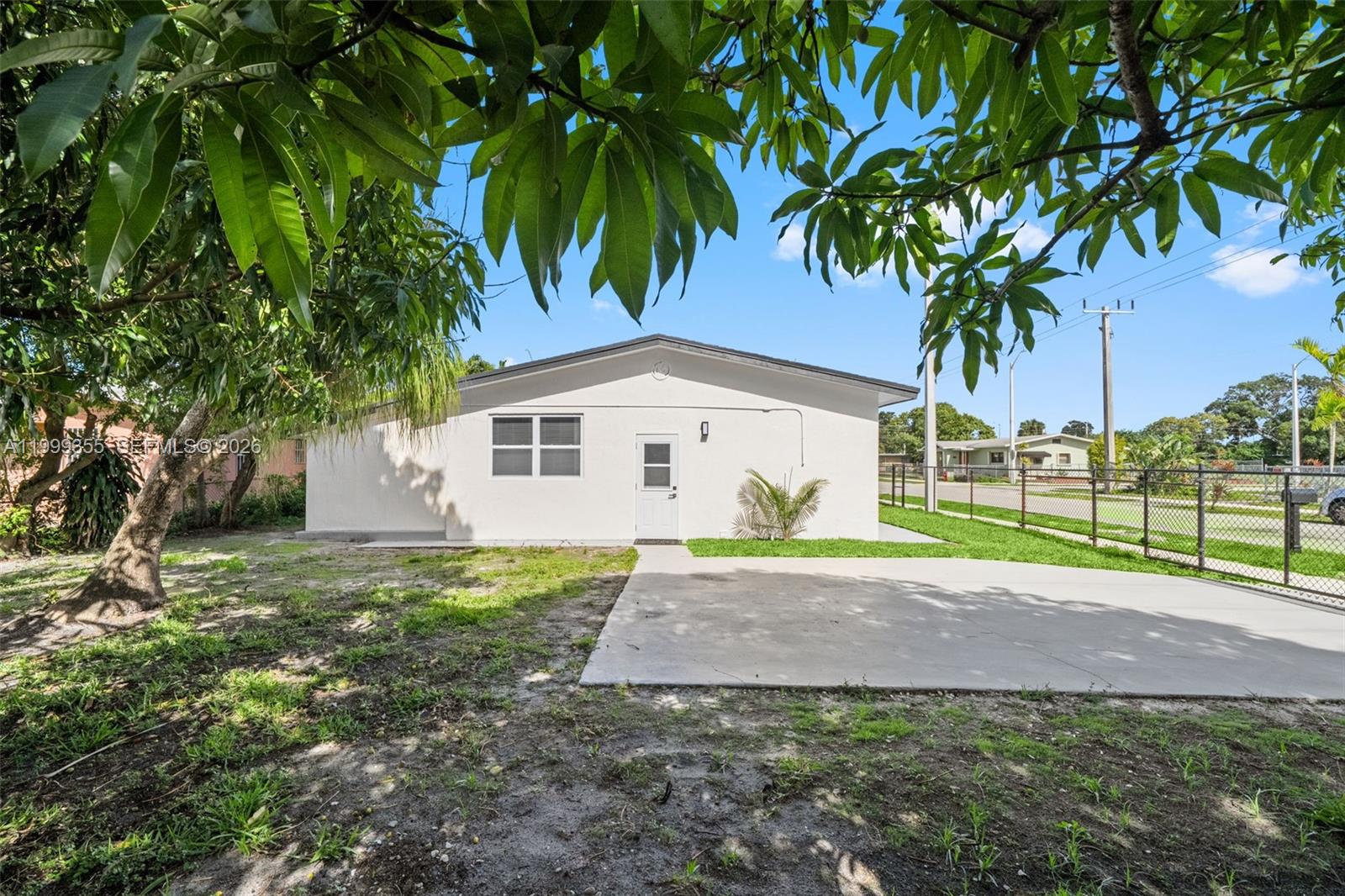 3061 NW 2nd St Fort Lauderdale, FL 33311