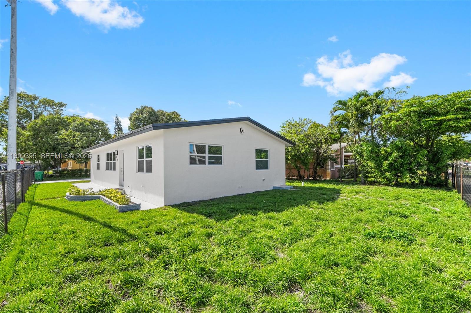 3061 NW 2nd St Fort Lauderdale, FL 33311