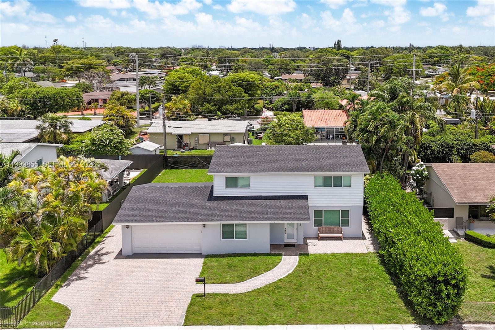 9975 SW 85th St Miami, FL 33173