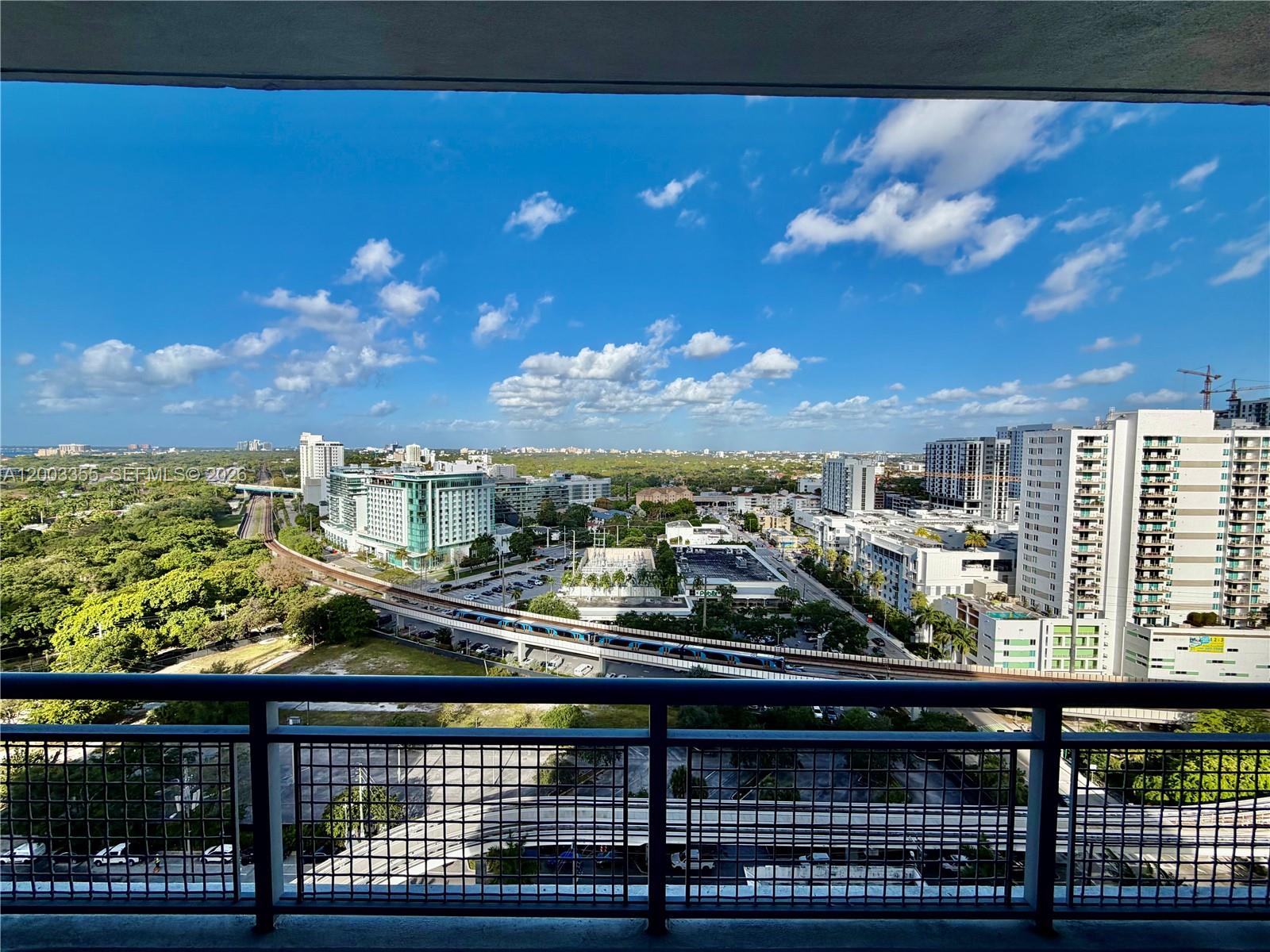 image Infinity at Brickell13