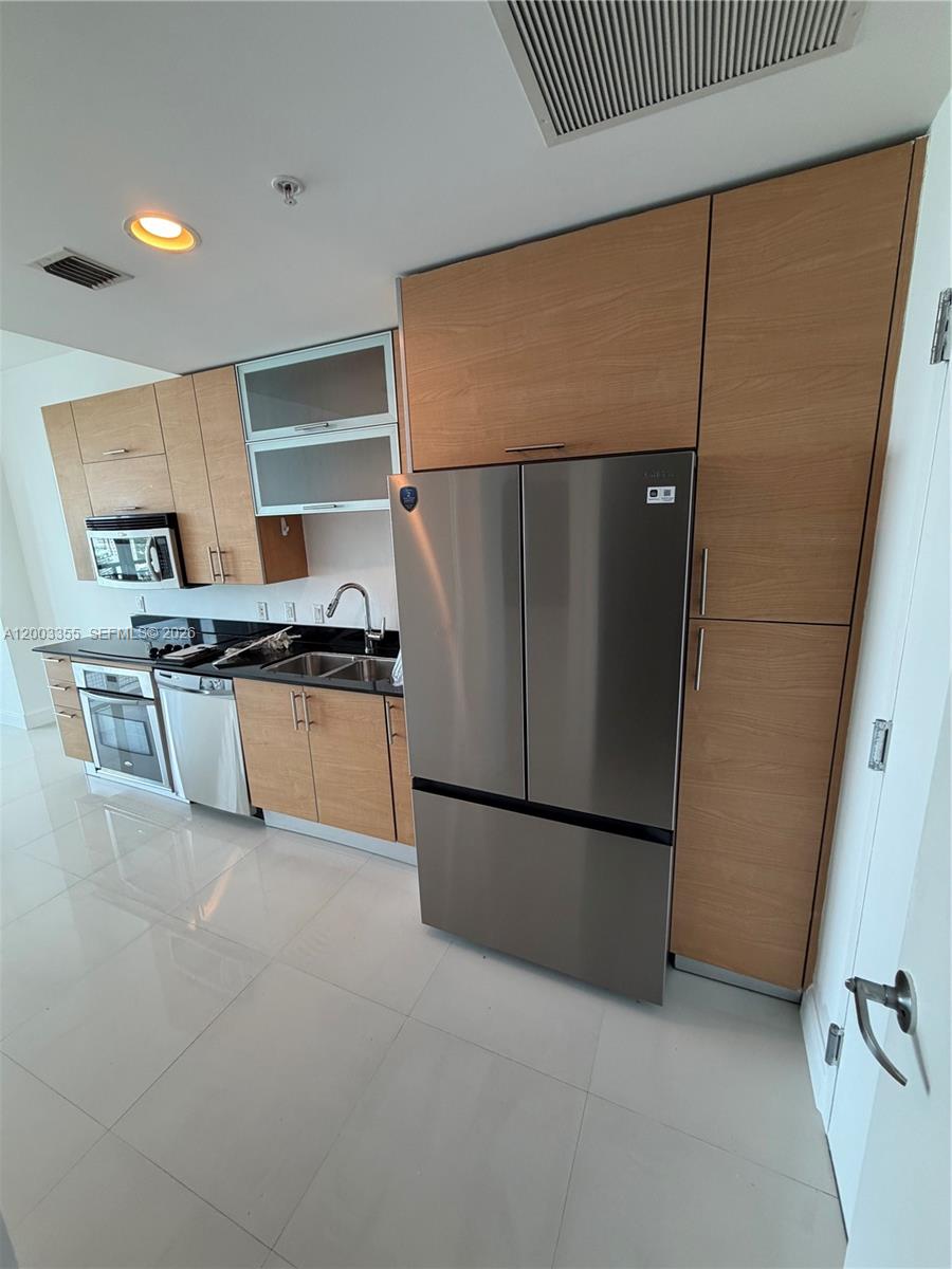 image Infinity at Brickell3