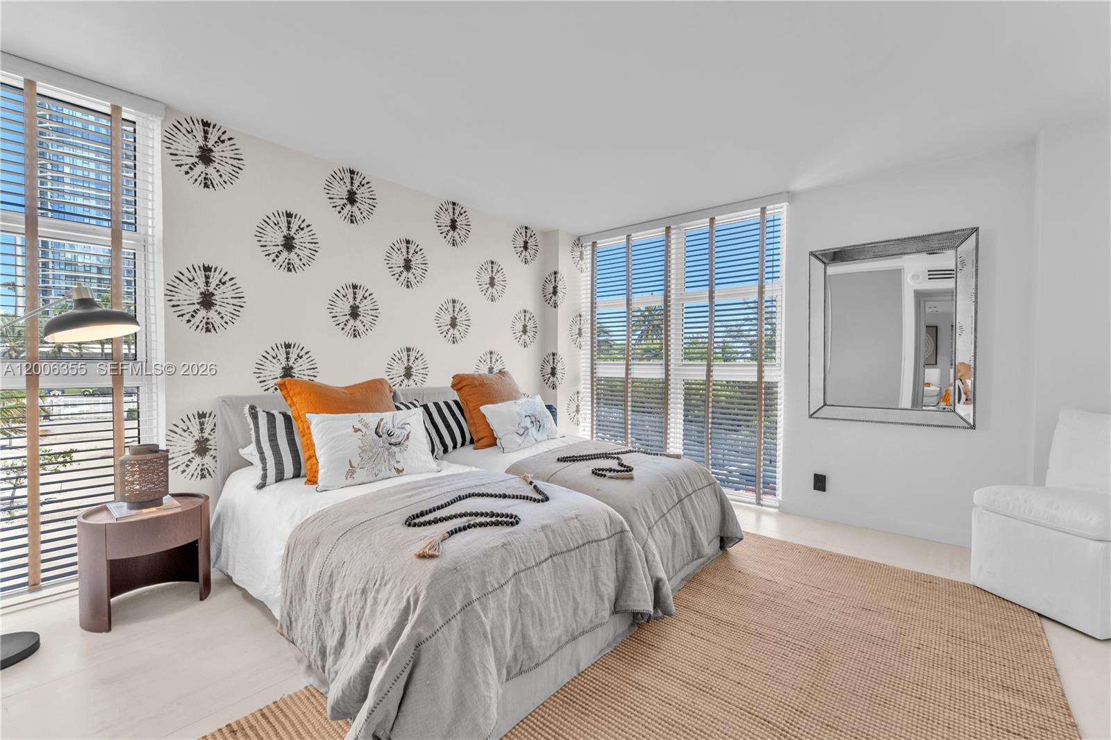 image Arlen House East18