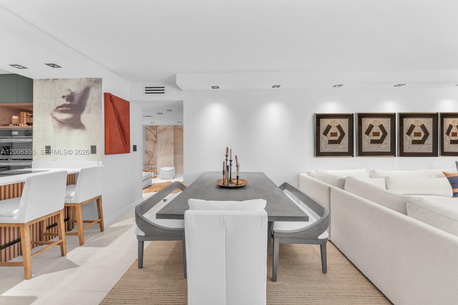 image Arlen House East7