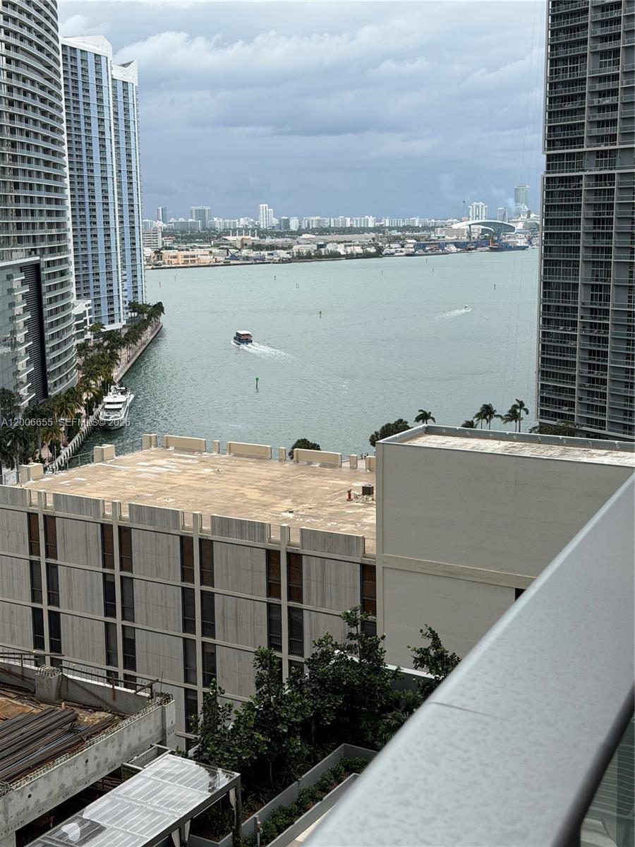 image Viceroy Brickell Residences17