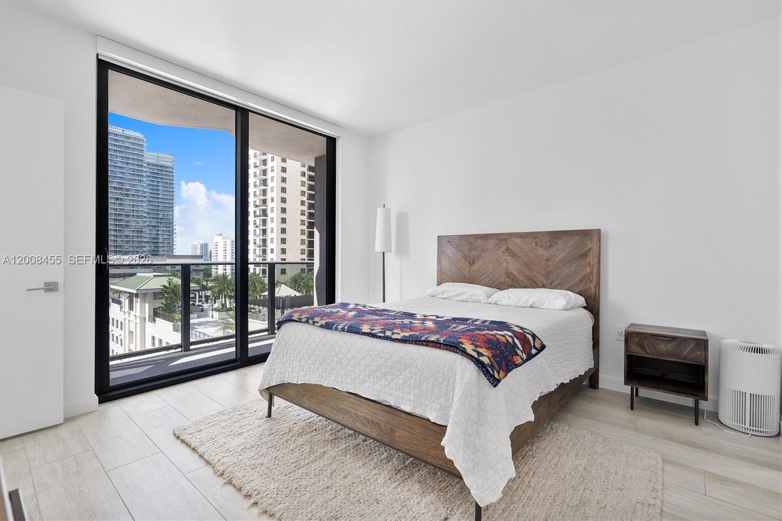 55 SW 9th St #1103 Miami, FL 33130
