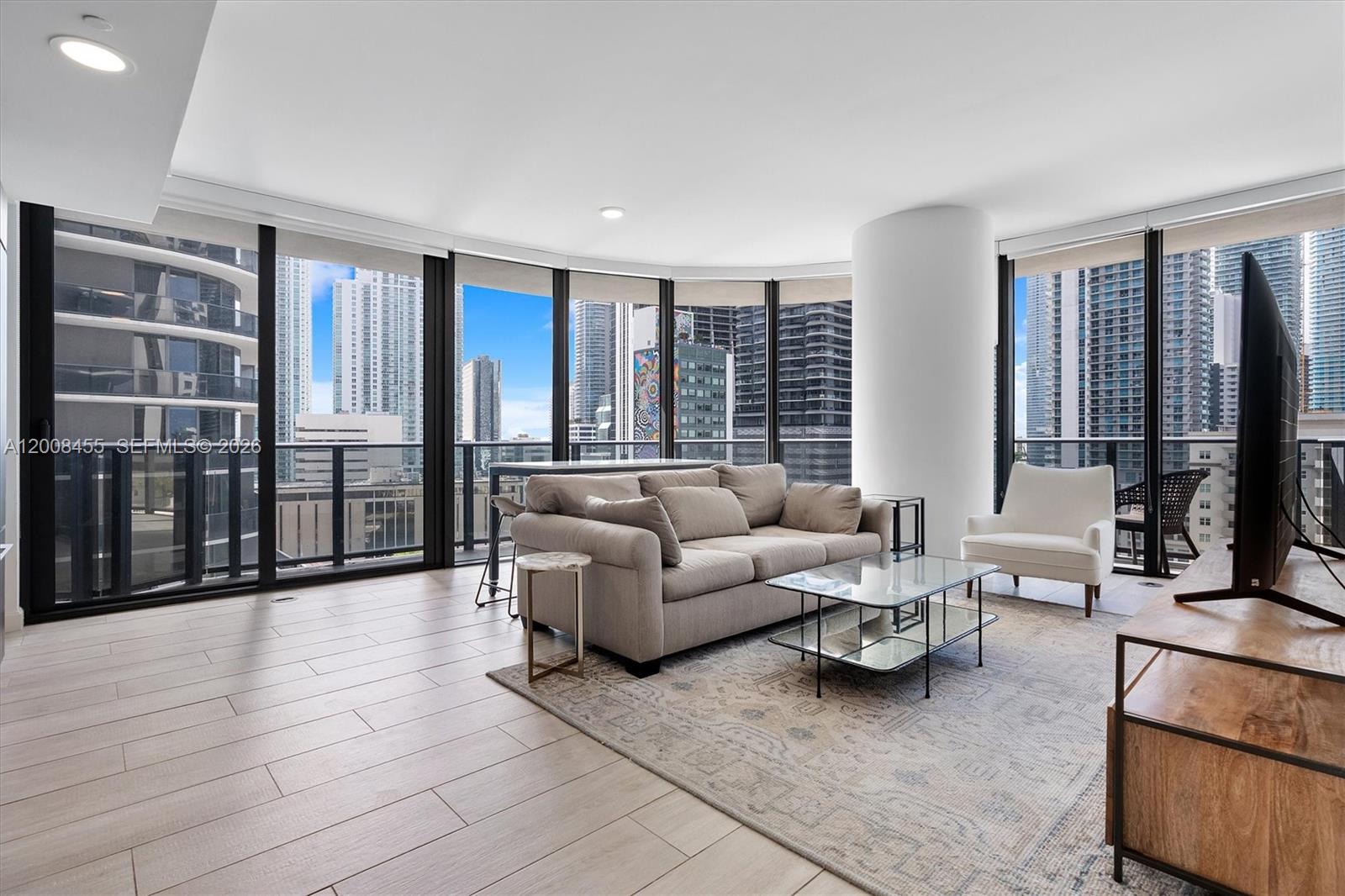 55 SW 9th St #1103 Miami, FL 33130