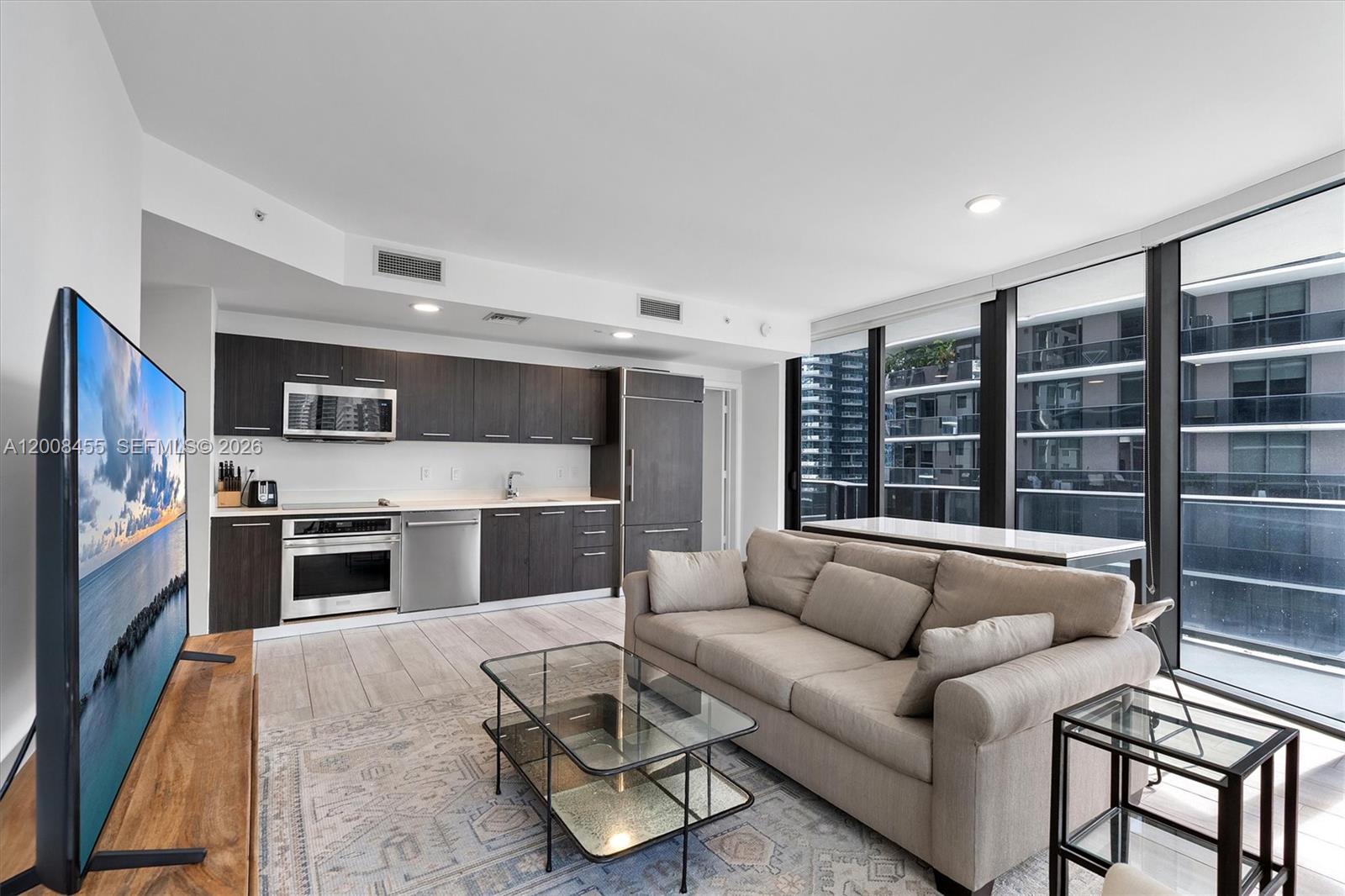 55 SW 9th St #1103 Miami, FL 33130