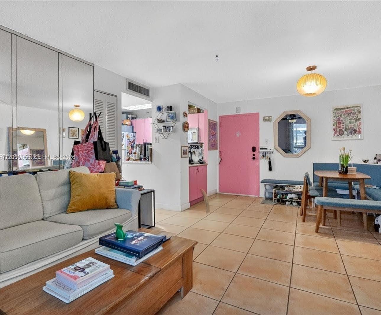 3304 Virginia St #3D Miami, FL 33133