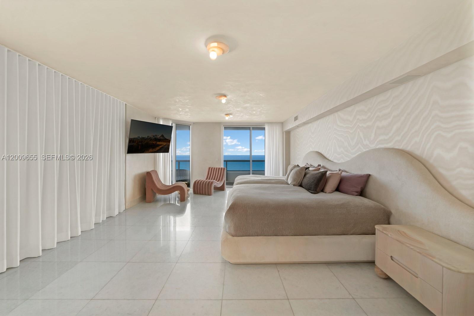 5801 Collins Ave #1200 Miami Beach, FL 33140