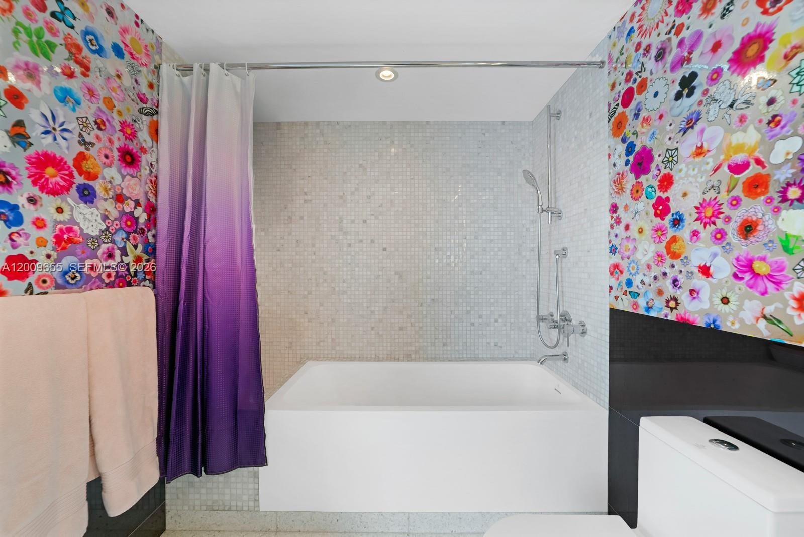 5801 Collins Ave #1200 Miami Beach, FL 33140