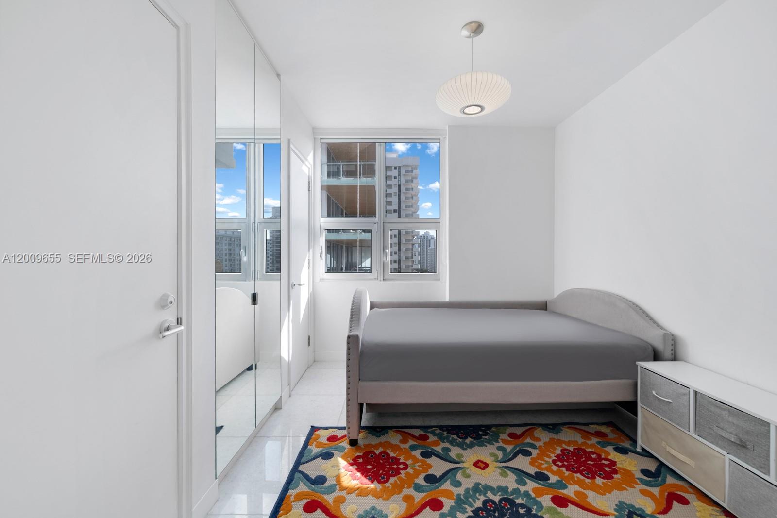 5801 Collins Ave #1200 Miami Beach, FL 33140