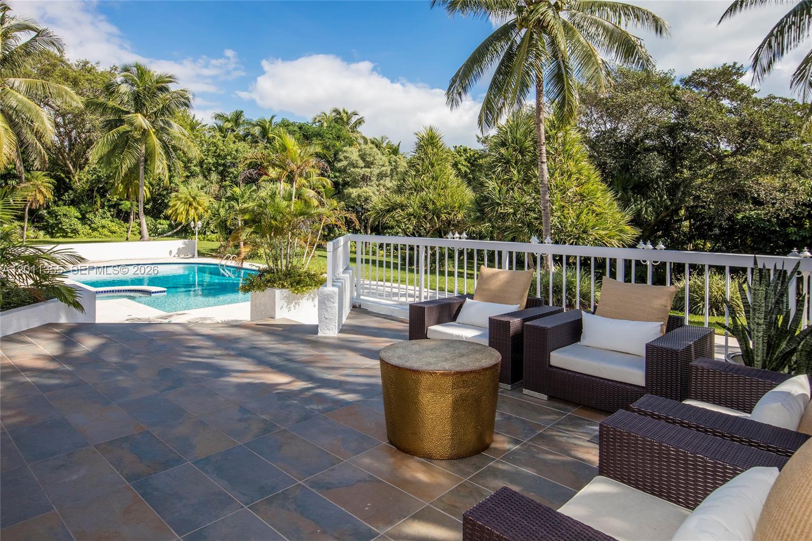 413 Santurce Ave Coral Gables, FL 33143