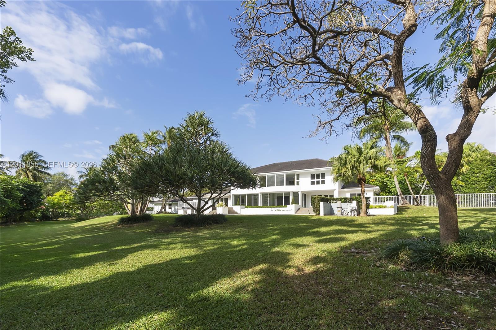 413 Santurce Ave Coral Gables, FL 33143