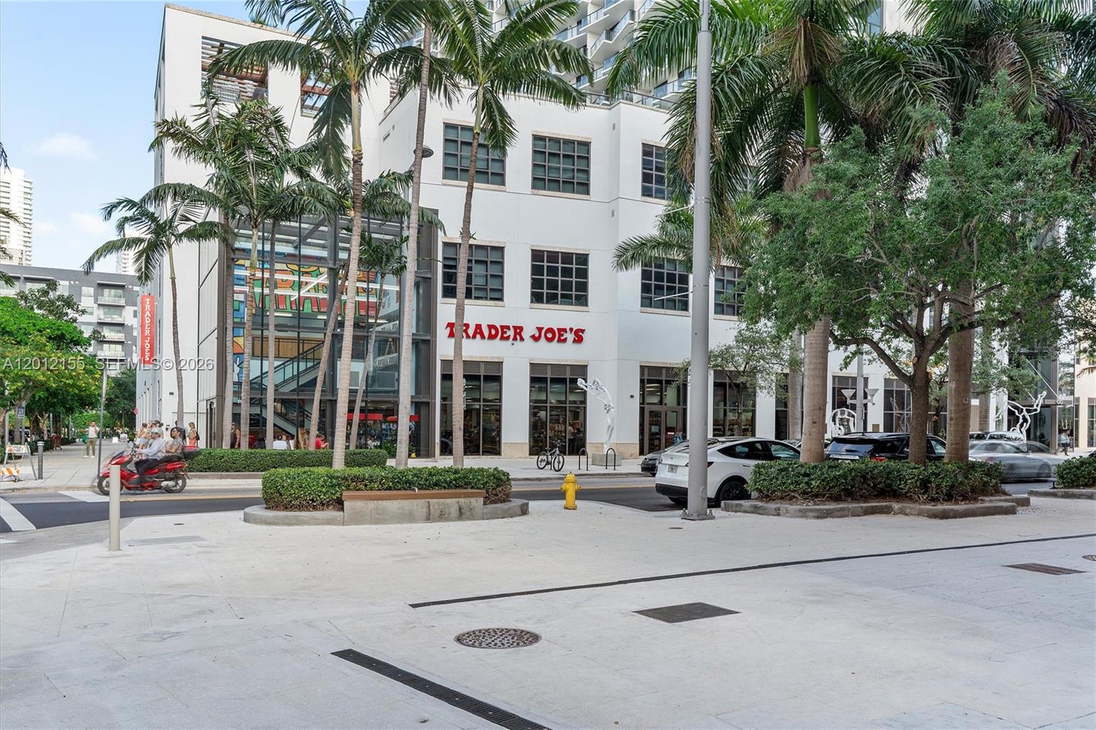 90 NE 32th St #413 Miami, FL 33127
