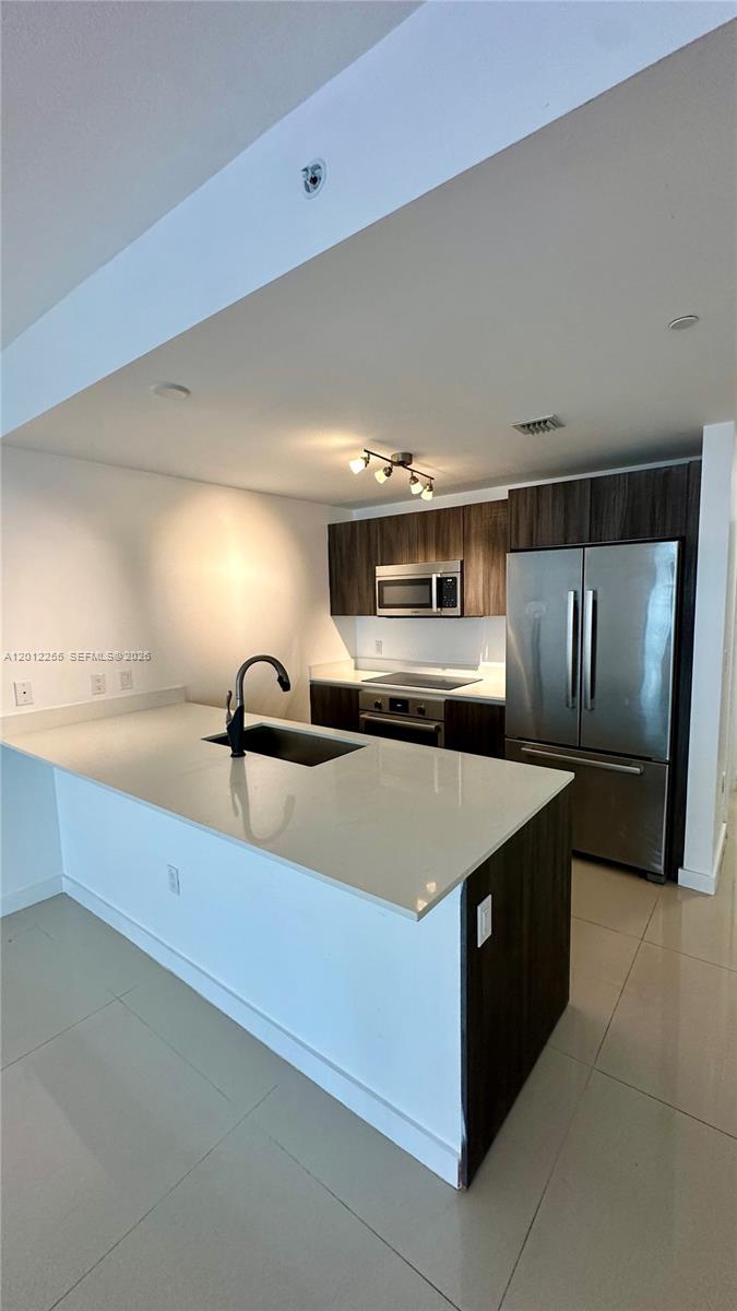 image Aria on the Bay16