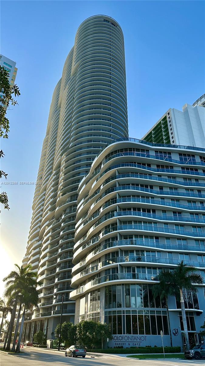 image Aria on the Bay1