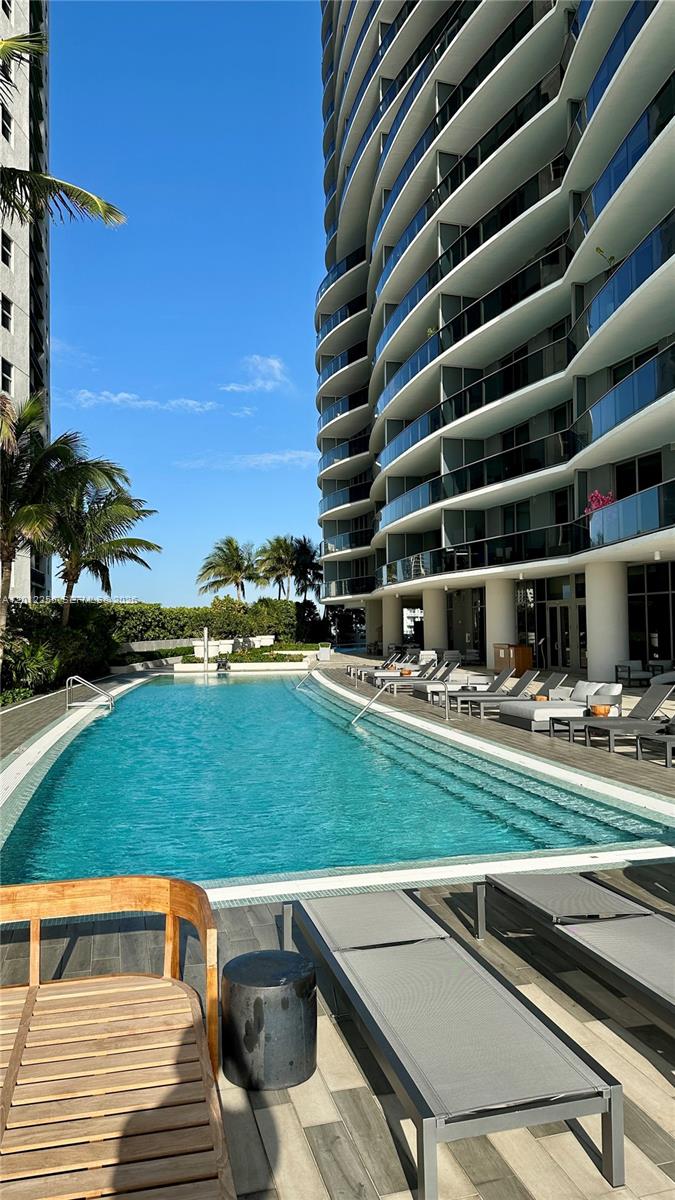 image Aria on the Bay54