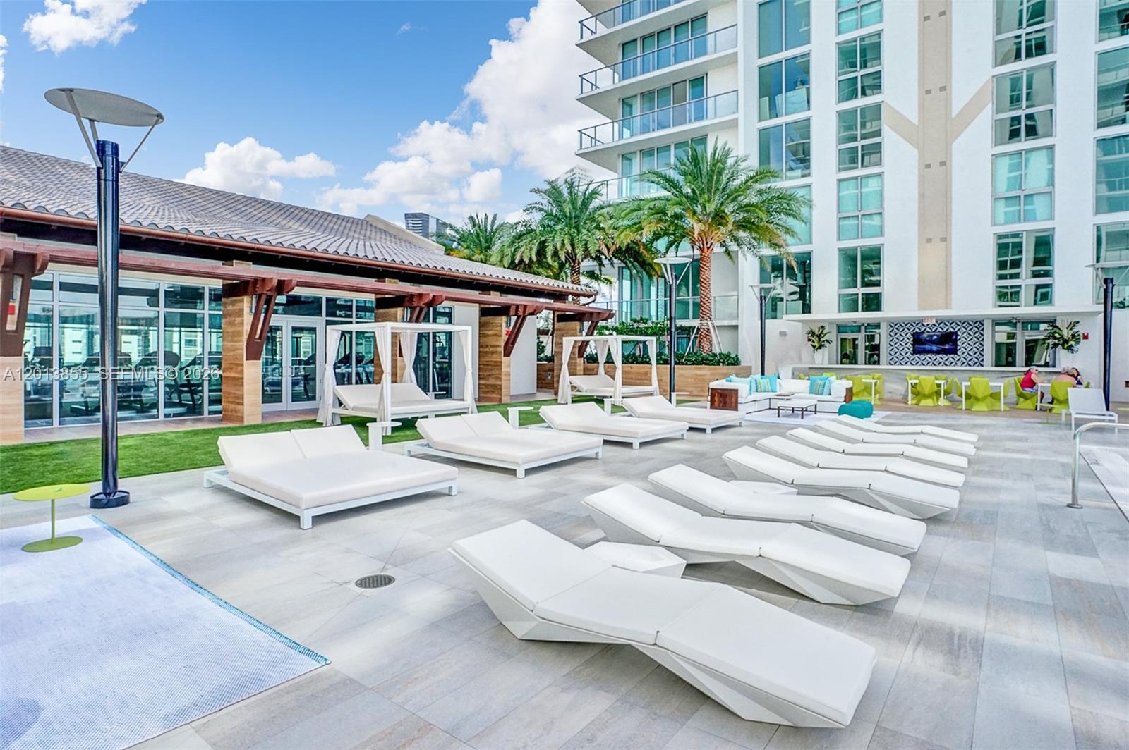 330 Sunny Isles Blvd #5-2205 Sunny Isles Beach, FL 33160
