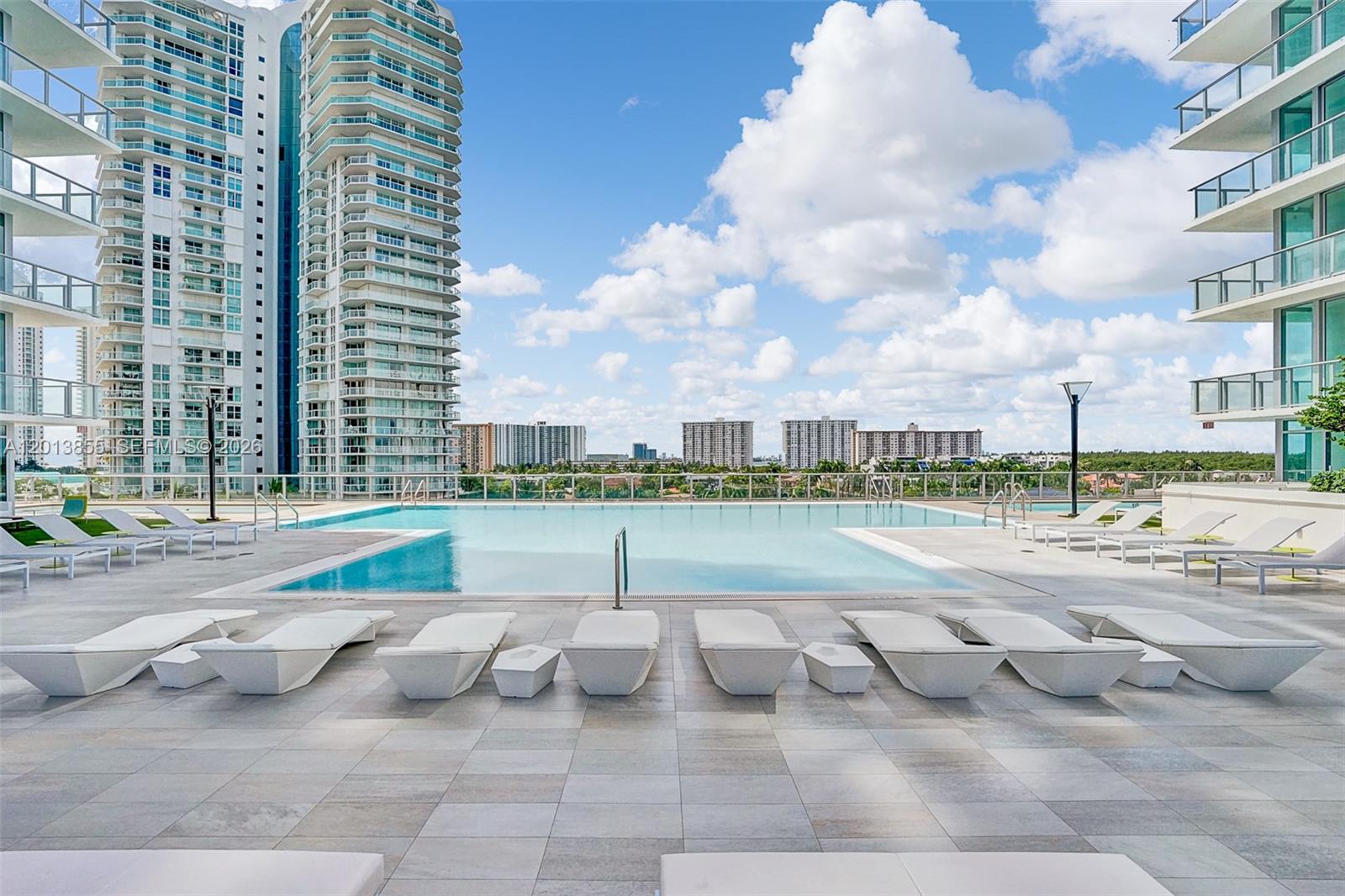 330 Sunny Isles Blvd #5-2205 Sunny Isles Beach, FL 33160