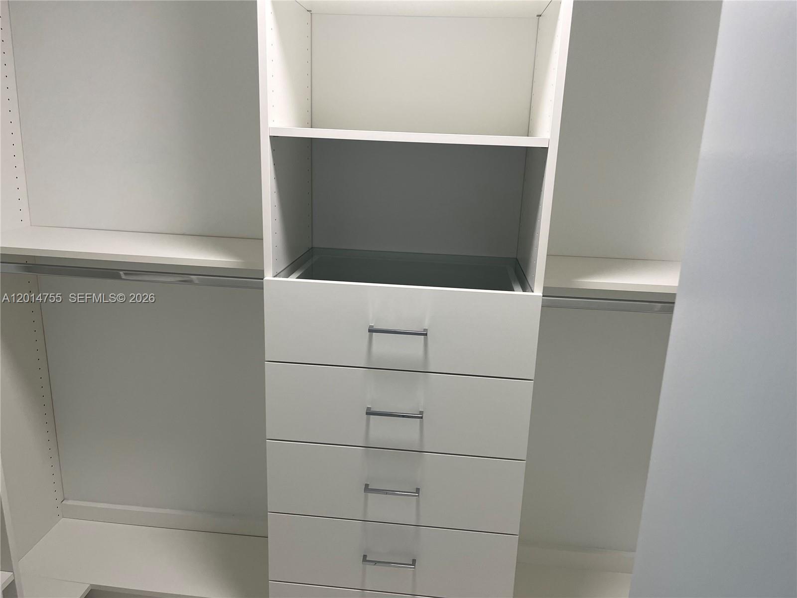 1800 N Bayshore Dr #614 Miami, FL 33132
