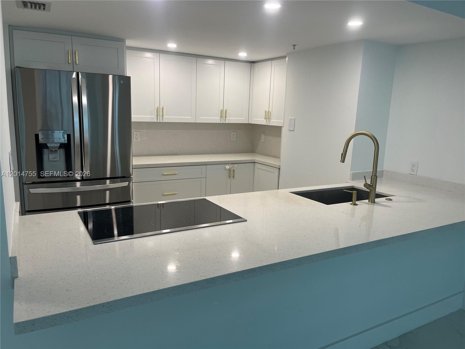 1800 N Bayshore Dr #614 Miami, FL 33132