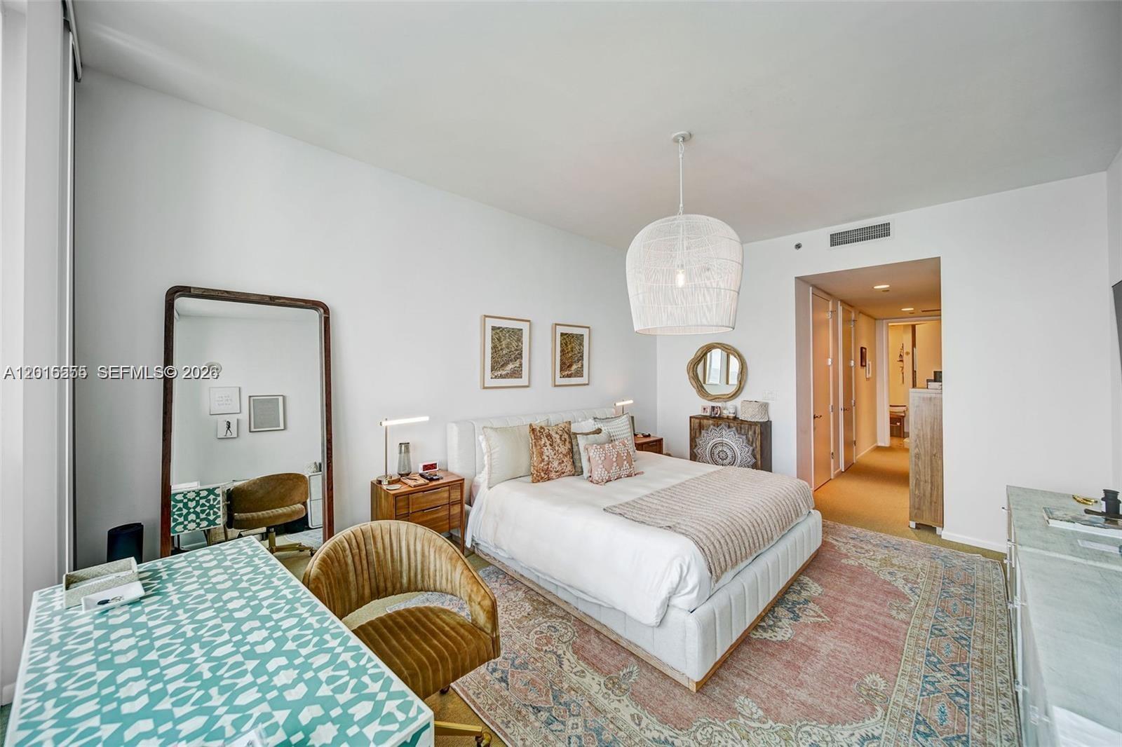 100 S Pointe Dr #1608 Miami Beach, FL 33139