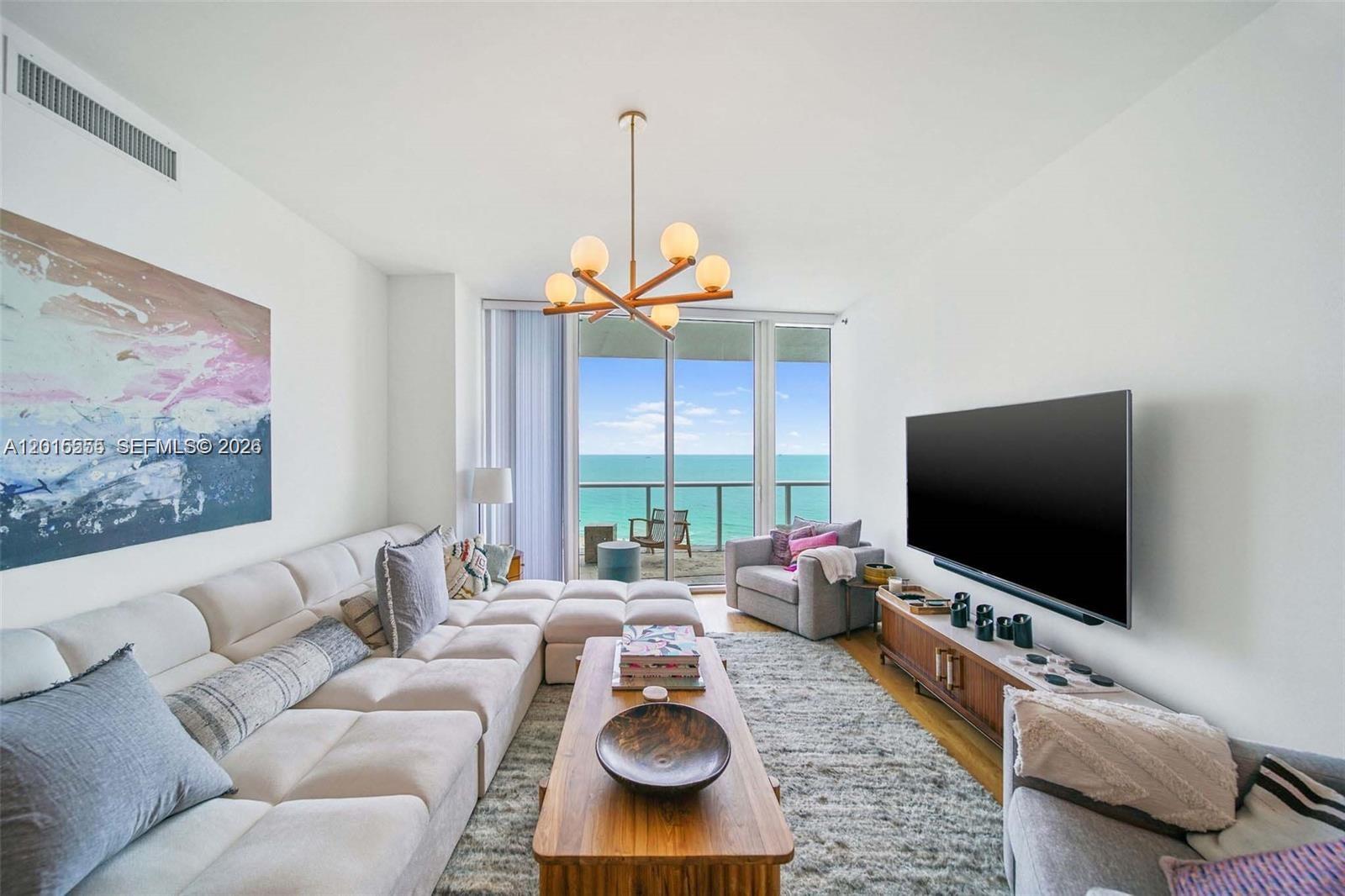 100 S Pointe Dr #1608 Miami Beach, FL 33139