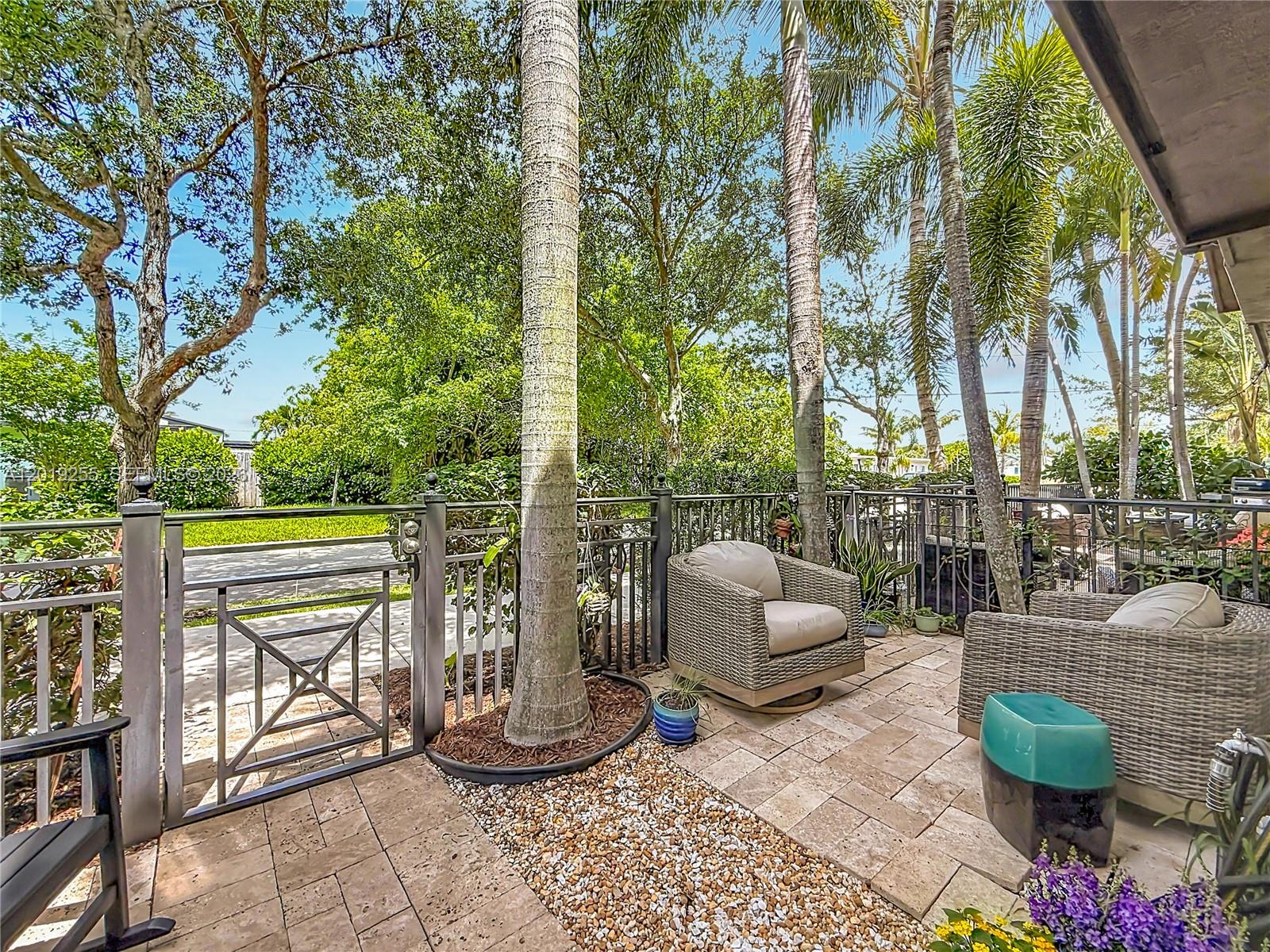 867 S Ocean Blvd Pompano Beach, FL 33062