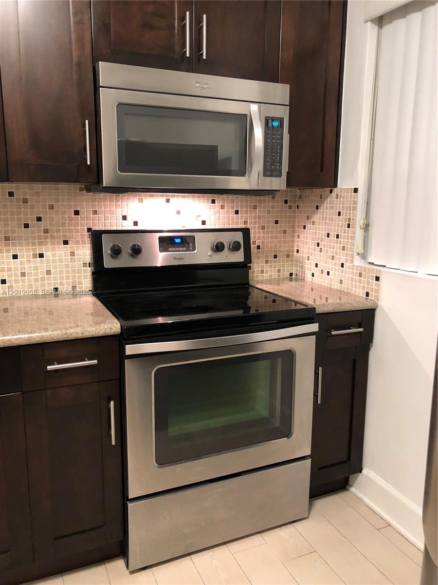 221 SW 9th Ave #2