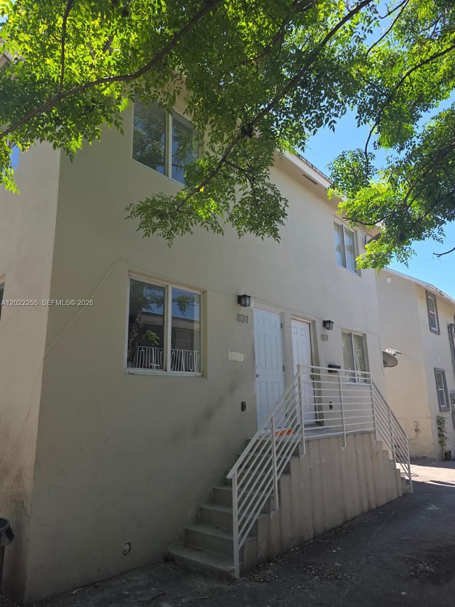829 SW 3rd St #831