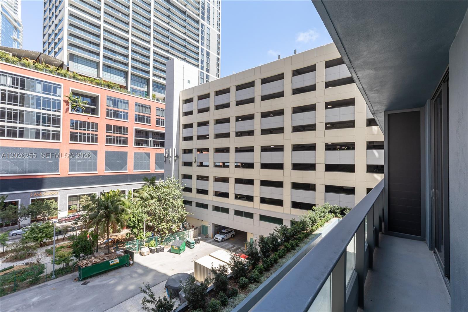 121 NE 5th St #510 Miami, FL 33132