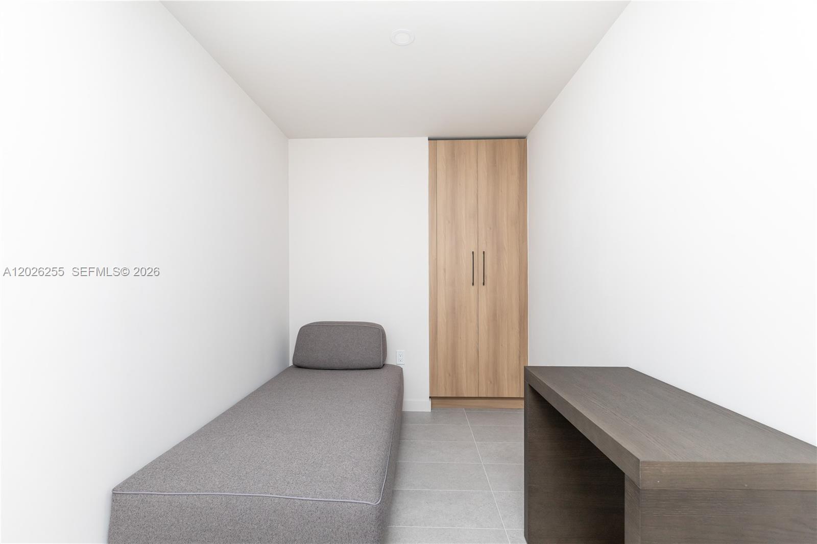 121 NE 5th St #510 Miami, FL 33132