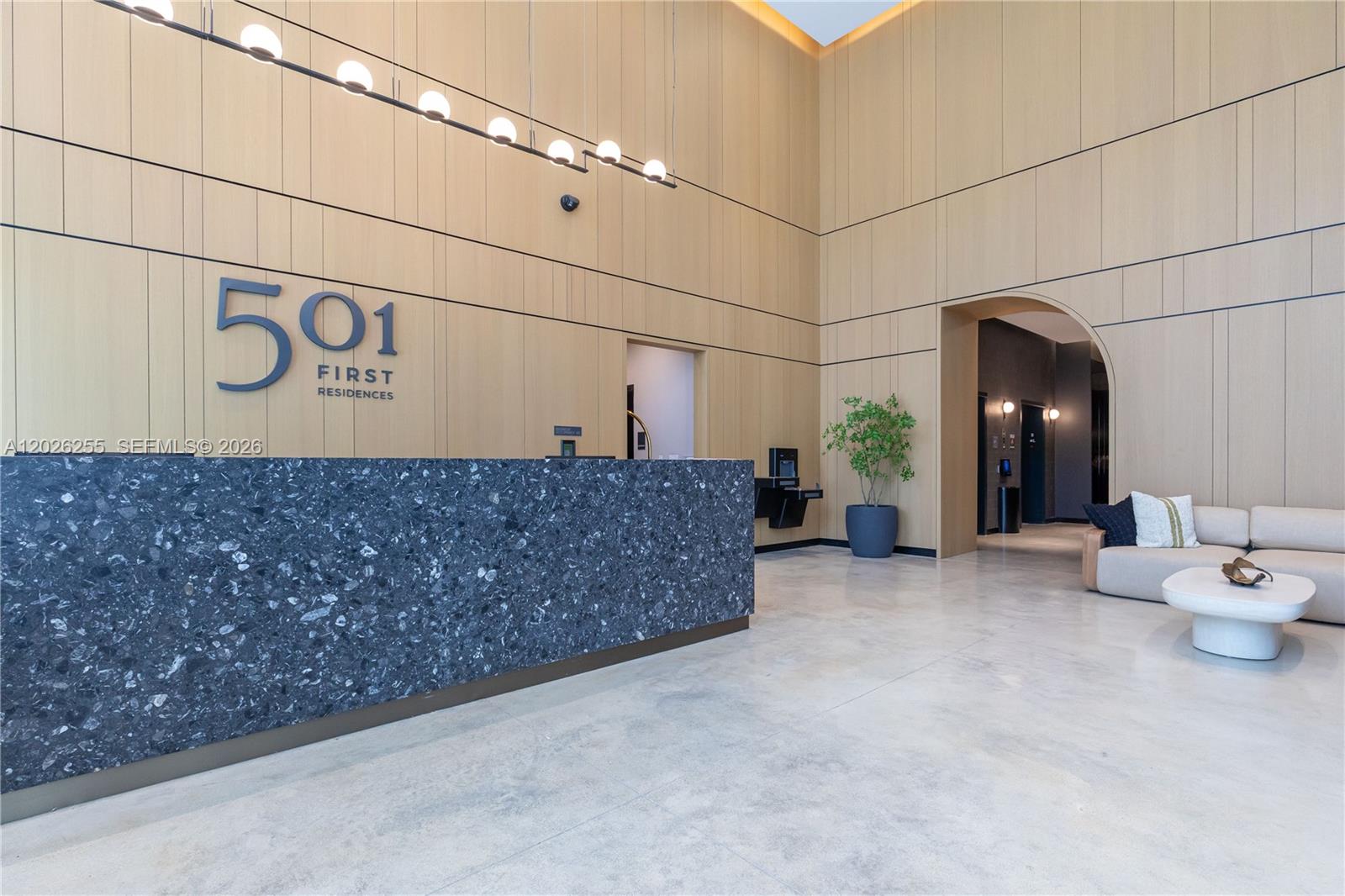 121 NE 5th St #510 Miami, FL 33132
