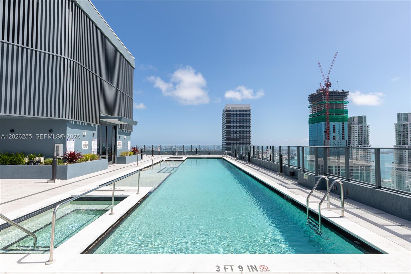 121 NE 5th St #510 Miami, FL 33132