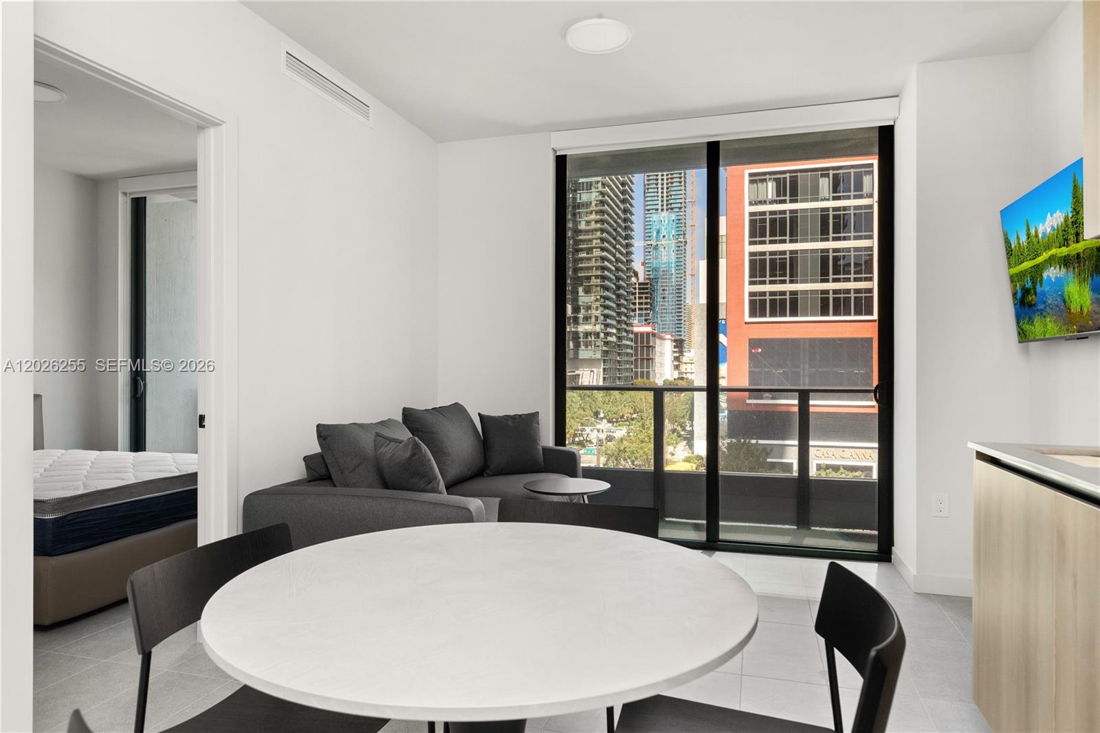 121 NE 5th St #510 Miami, FL 33132