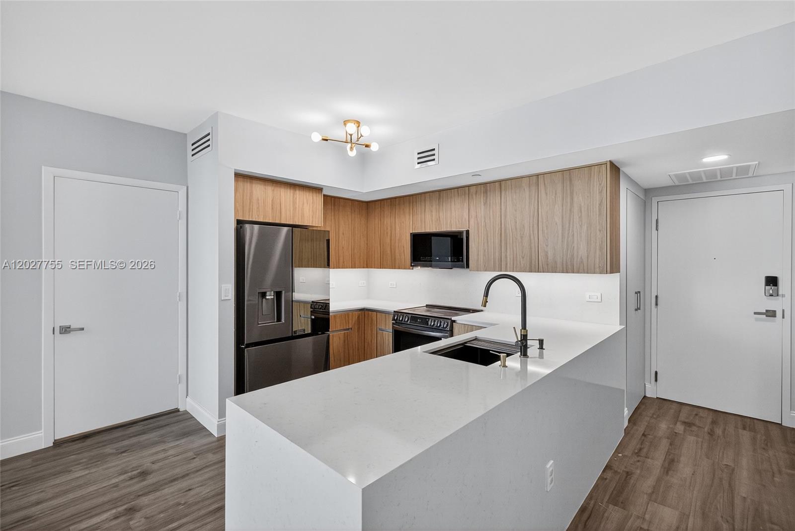 350 S Miami Ave #1705