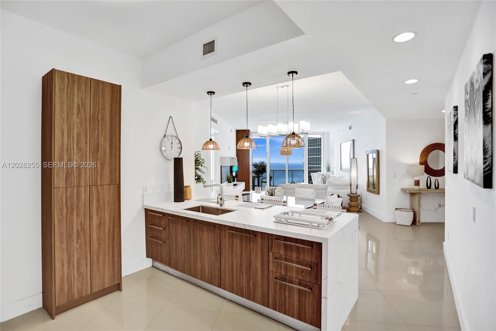 15901 Collins Ave #2807 Sunny Isles Beach, FL 33160