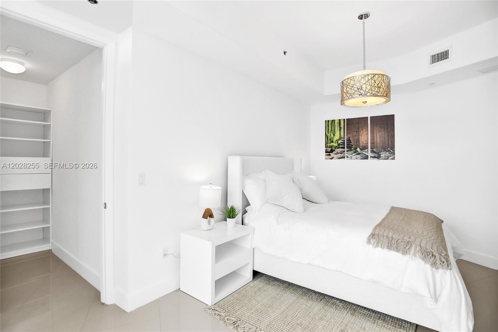 15901 Collins Ave #2807 Sunny Isles Beach, FL 33160