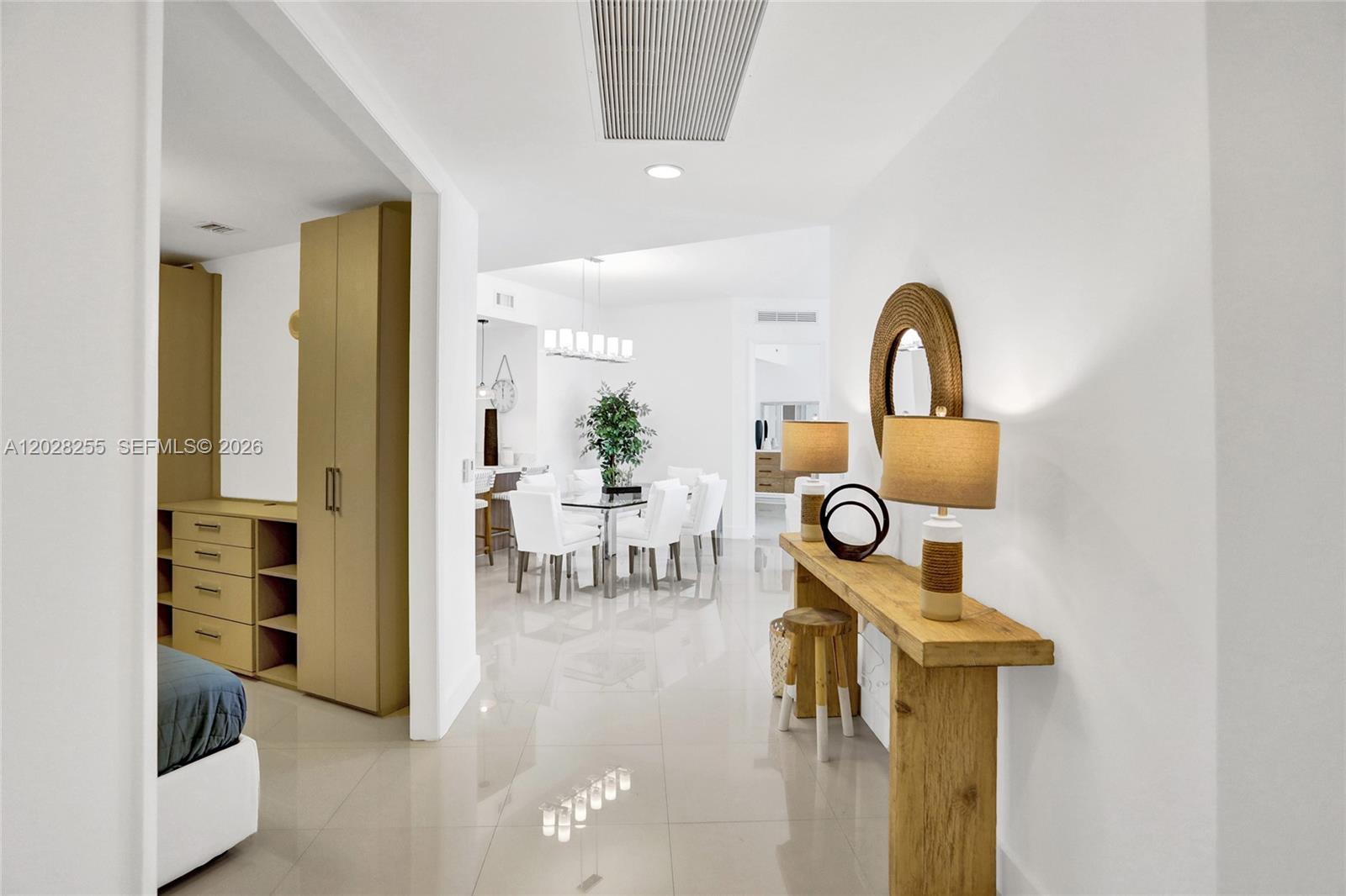 15901 Collins Ave #2807 Sunny Isles Beach, FL 33160