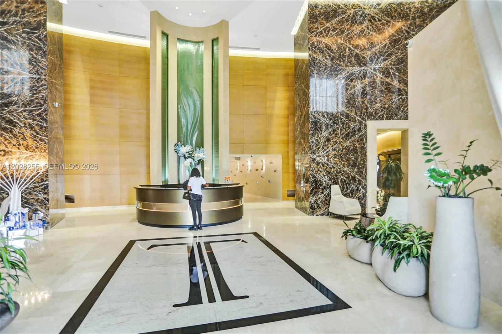 15901 Collins Ave #2807 Sunny Isles Beach, FL 33160