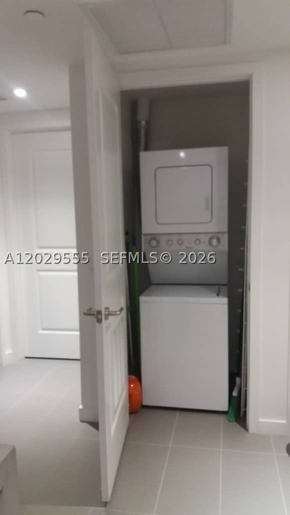 image Canvas11