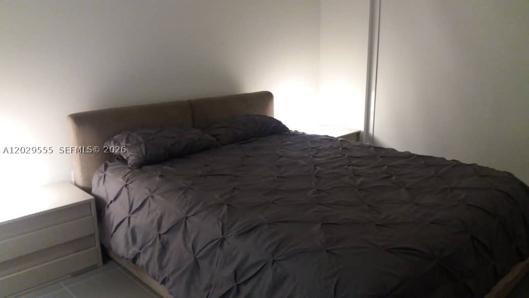 image Canvas12
