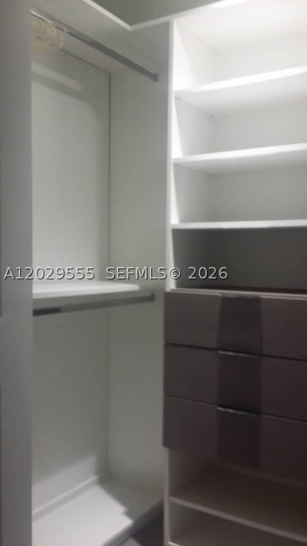 image Canvas14