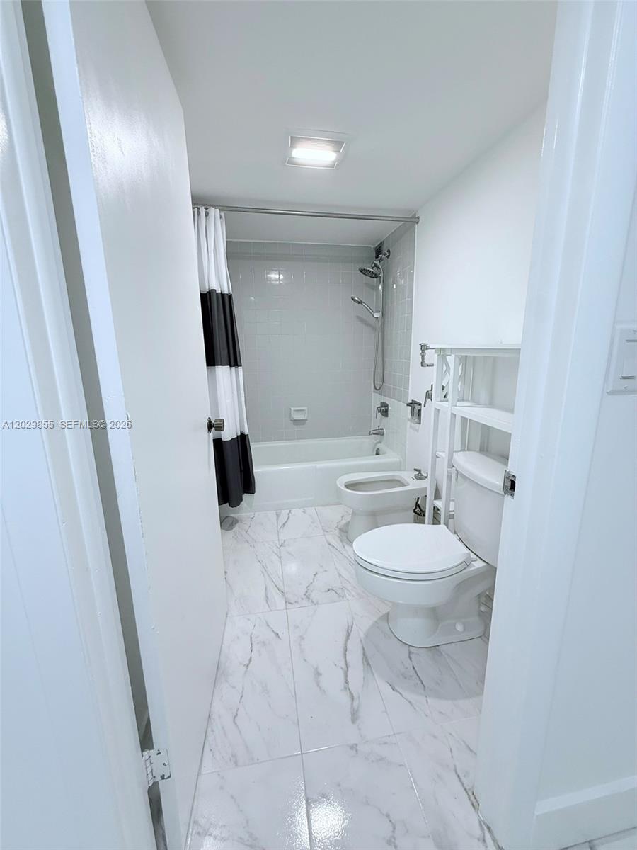 1925 Brickell Ave #D610 Miami, FL 33129