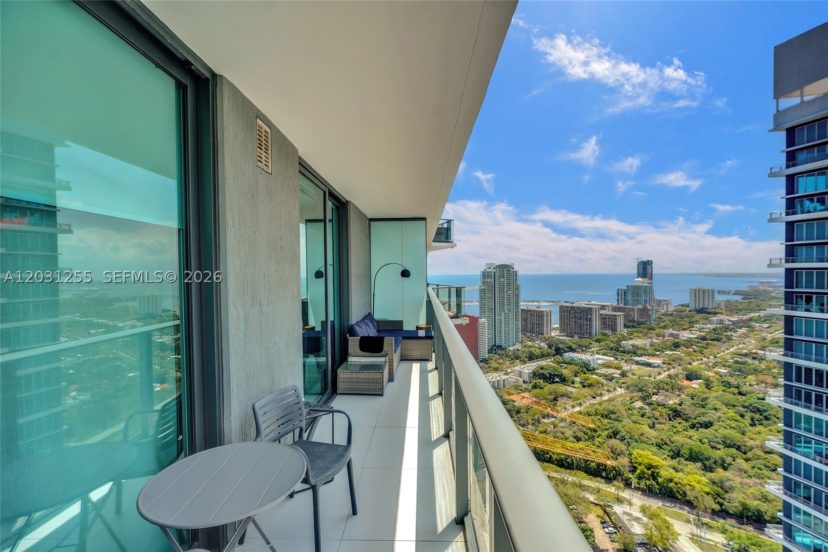 image Dua Miami (SLS Brickell)23